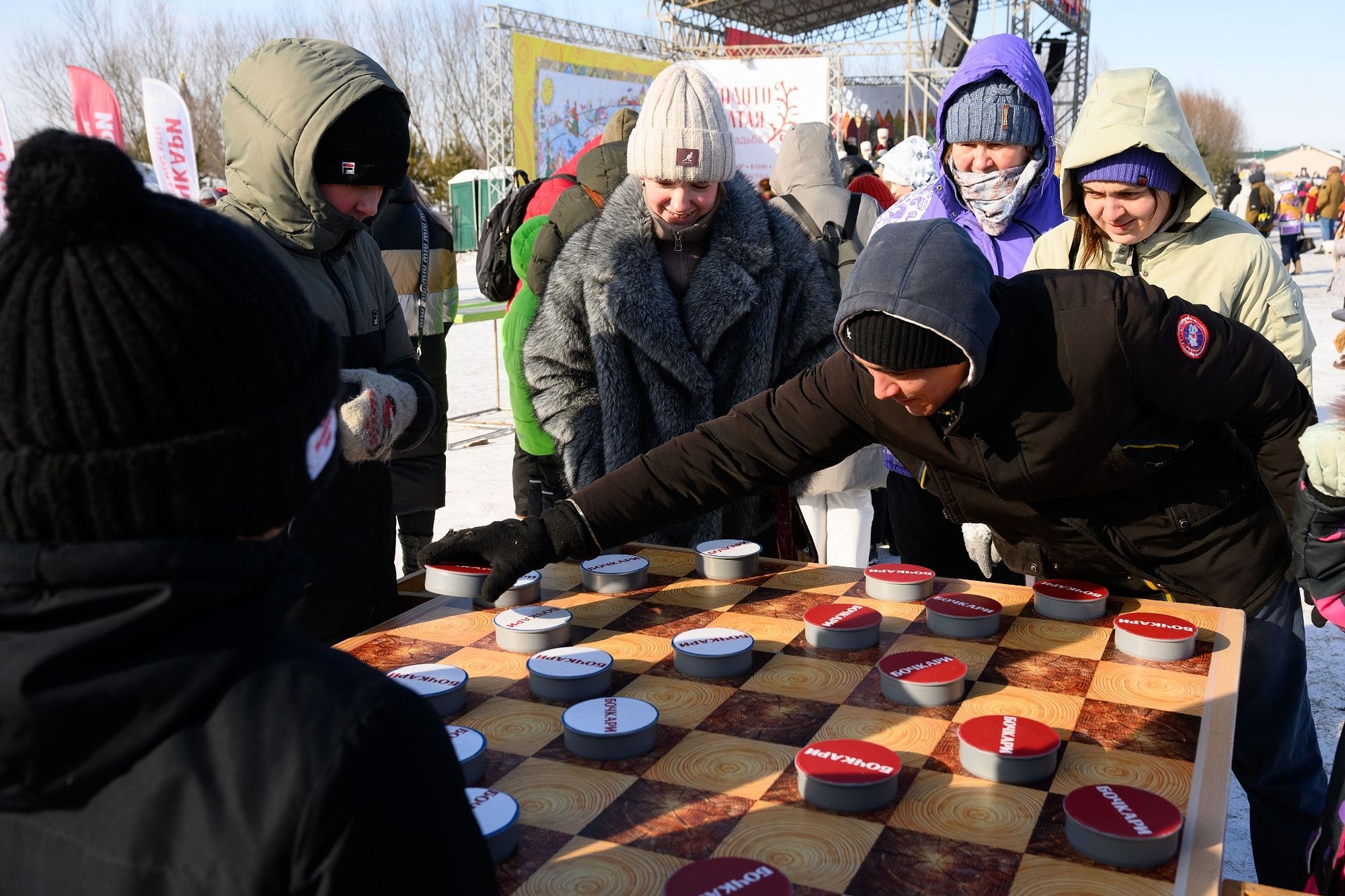 «Бочкари» на Сибирской Масленице
