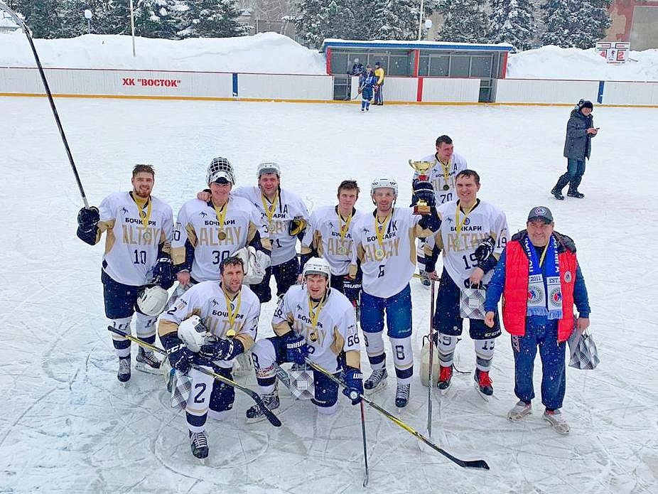 Лучшие в хоккее на XXXV зимней Олимпиаде сельских спортсменов Алтайского края