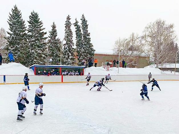 Лучшие в хоккее на XXXV зимней Олимпиаде сельских спортсменов Алтайского края